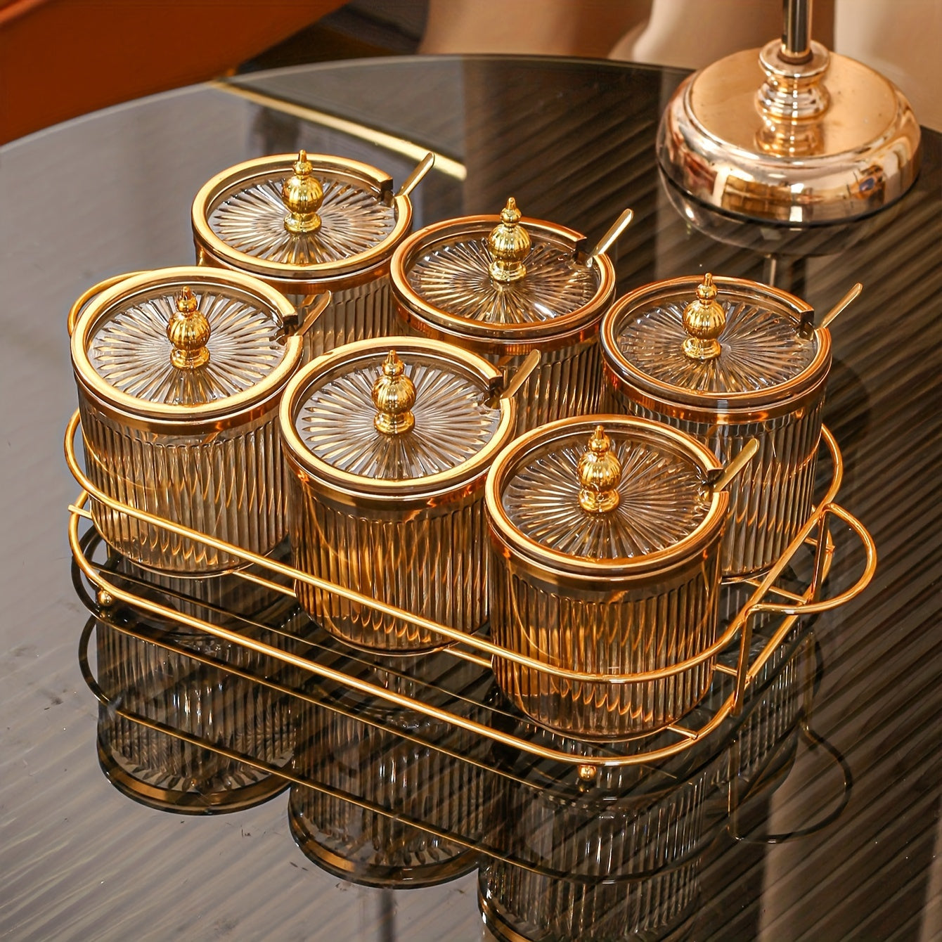 Conjunto de Potes de Temperos de Vidro com Tampa Dourada e Colher