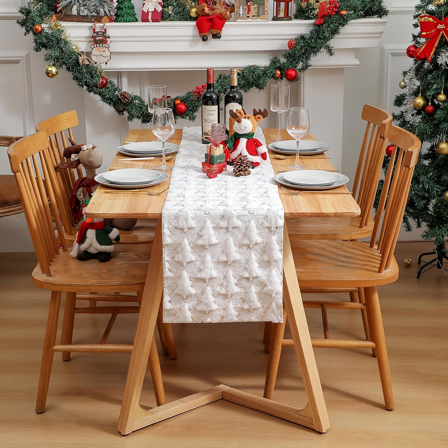 Caminho de Mesa Extra Longo Bordô com Detalhe Aveludada