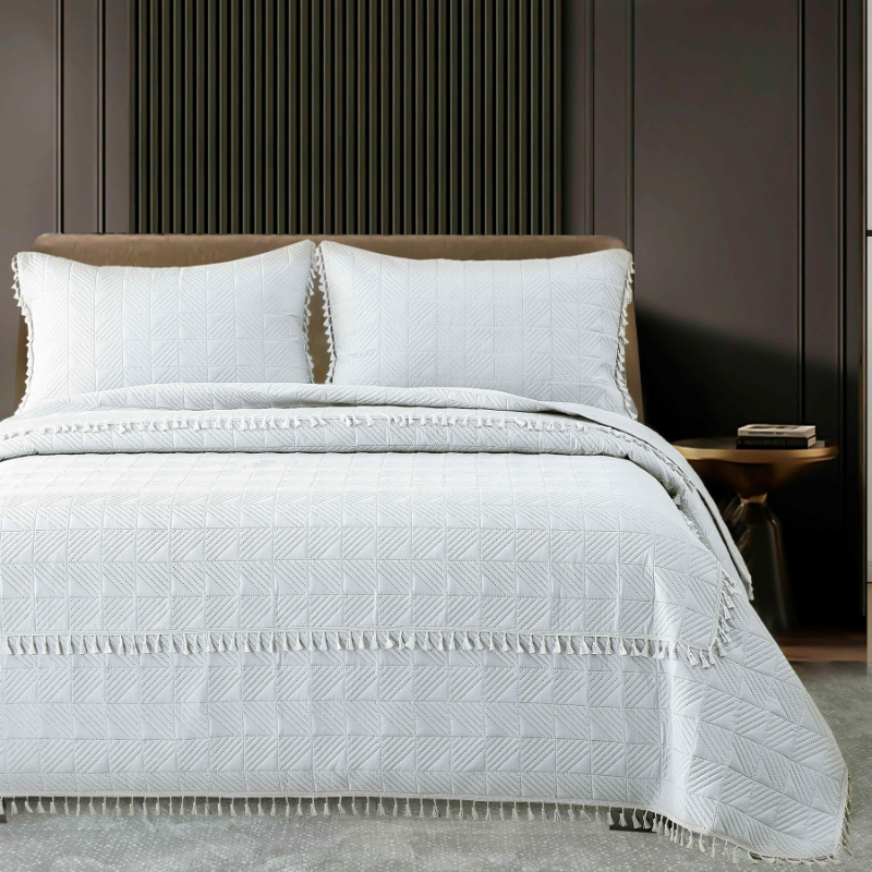 Cobre-Leito Quadrado com Tassel Macio