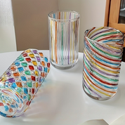 Copo Pintado à Mão com Design Espesso