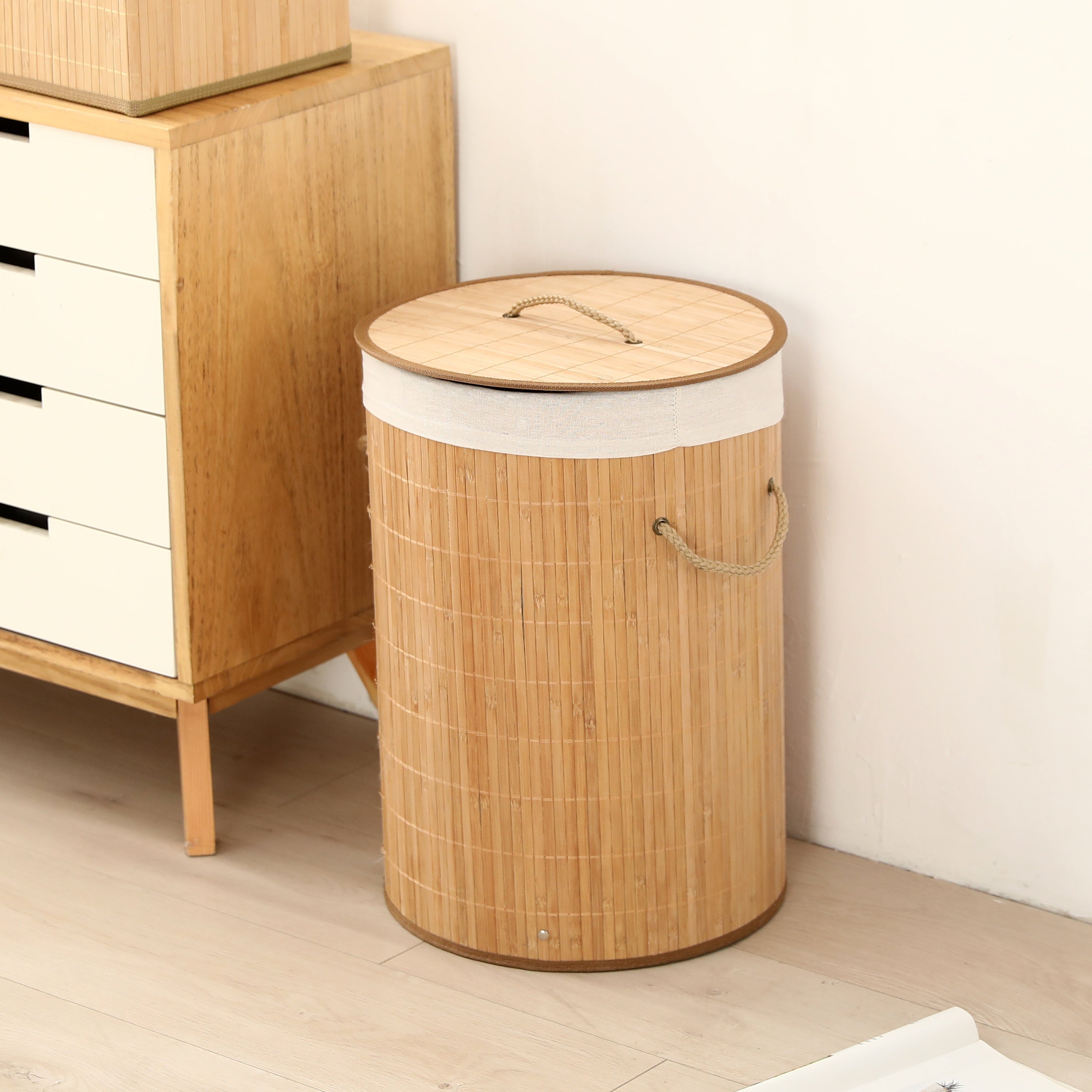 Cesto de Roupas Dobrável Natural em Bambu