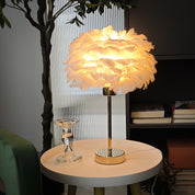 Luminária de Mesa Elegante com Penas Brancas