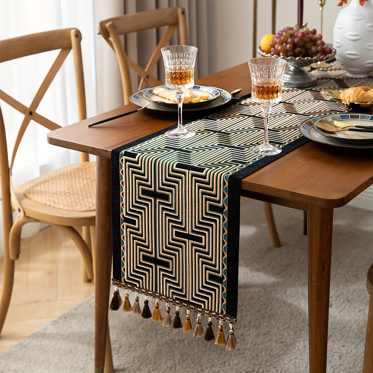 Caminho de Mesa Jacquard Luxo em Tassel