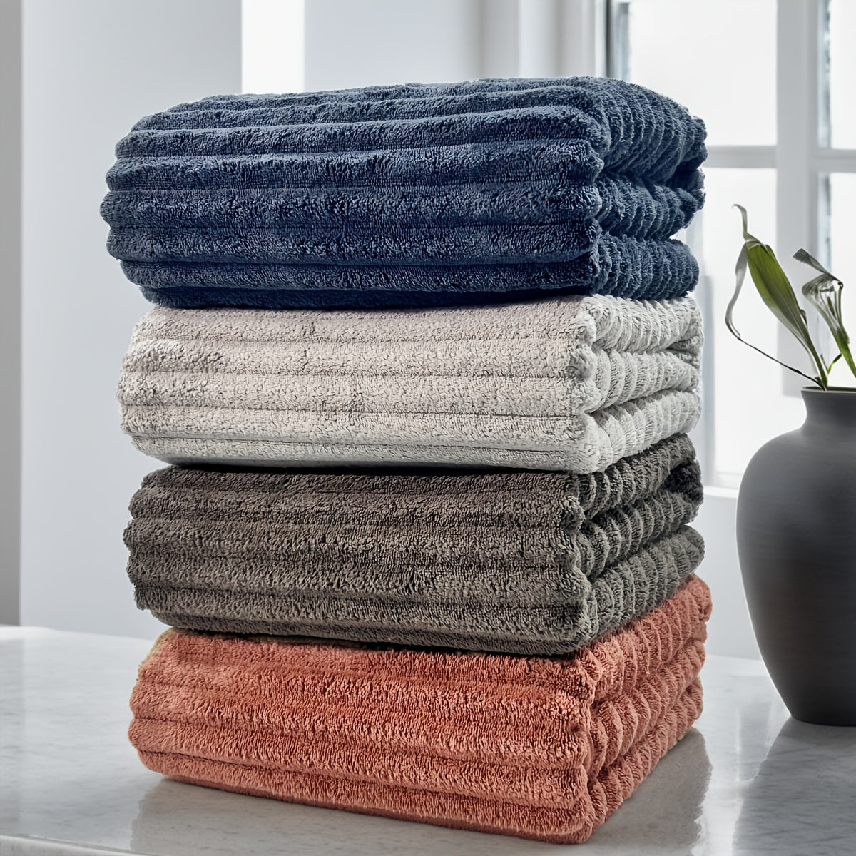 Conjunto de Toalhas de Banho Listradas em Coral Fleece
