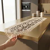 Caminho de Mesa Branco em Organza