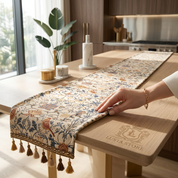 Caminho de Mesa Jacquard Floral & Pássaros