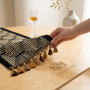 Caminho de Mesa Jacquard Luxo em Tassel